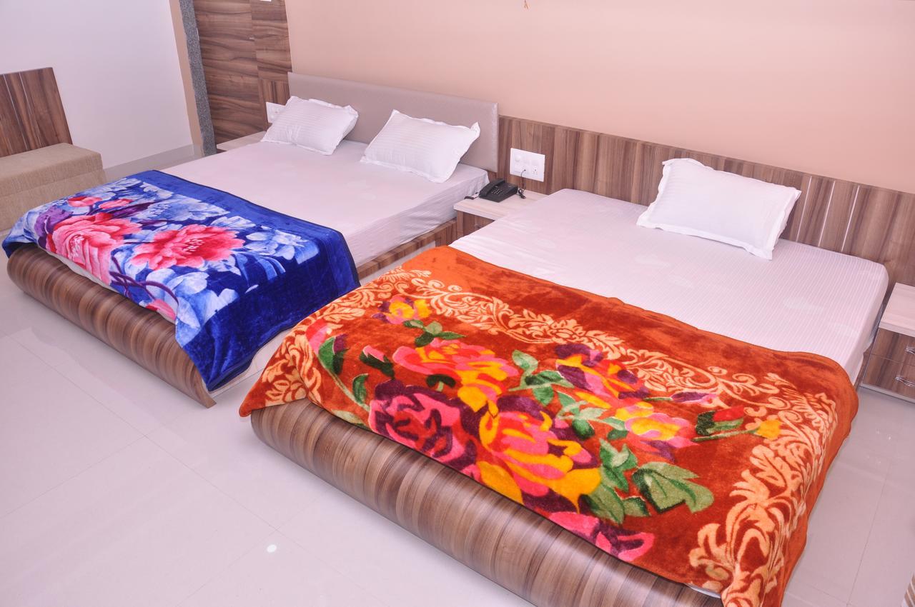 Hotel Amar Palace Abu Road Exterior photo